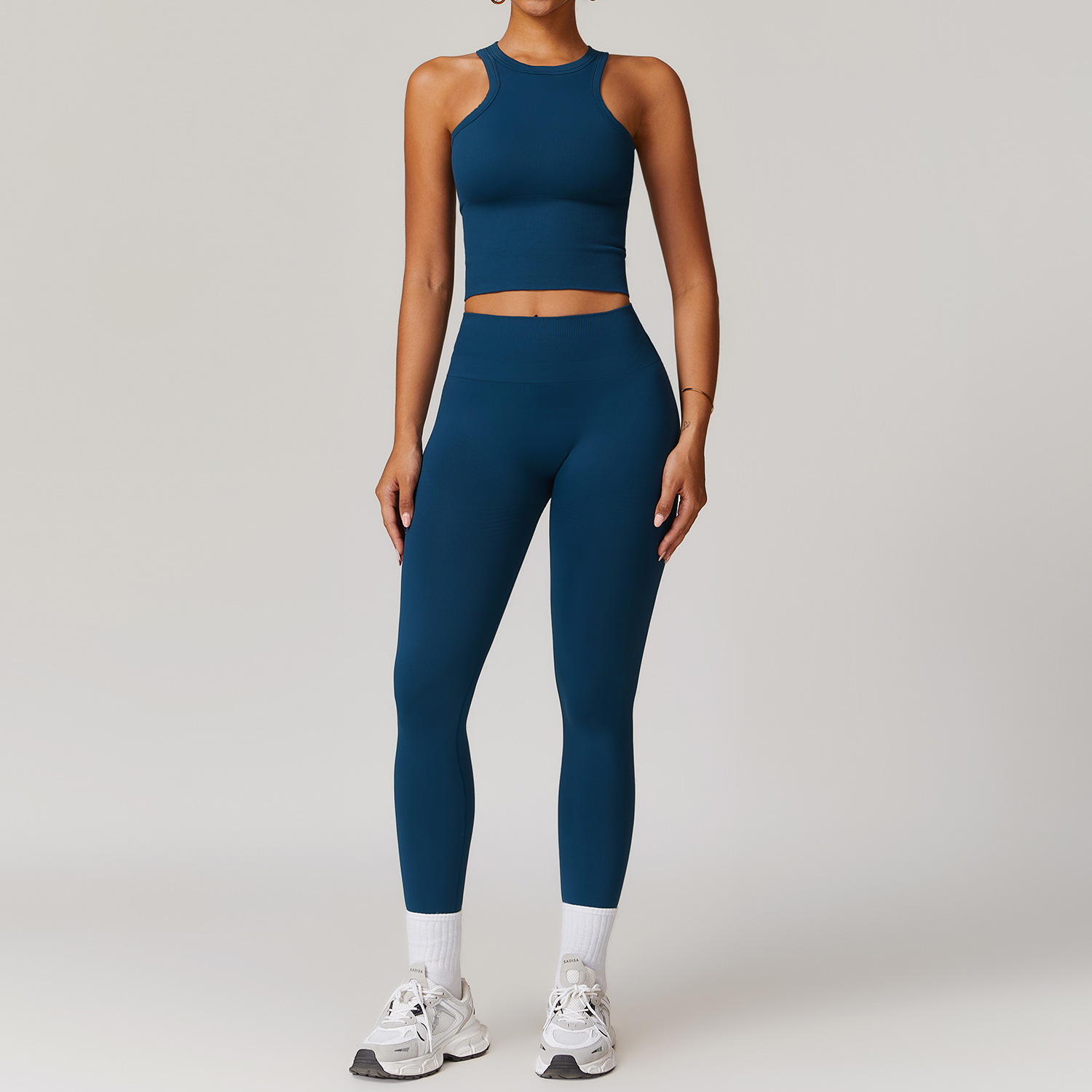 gym clothing manufacturers