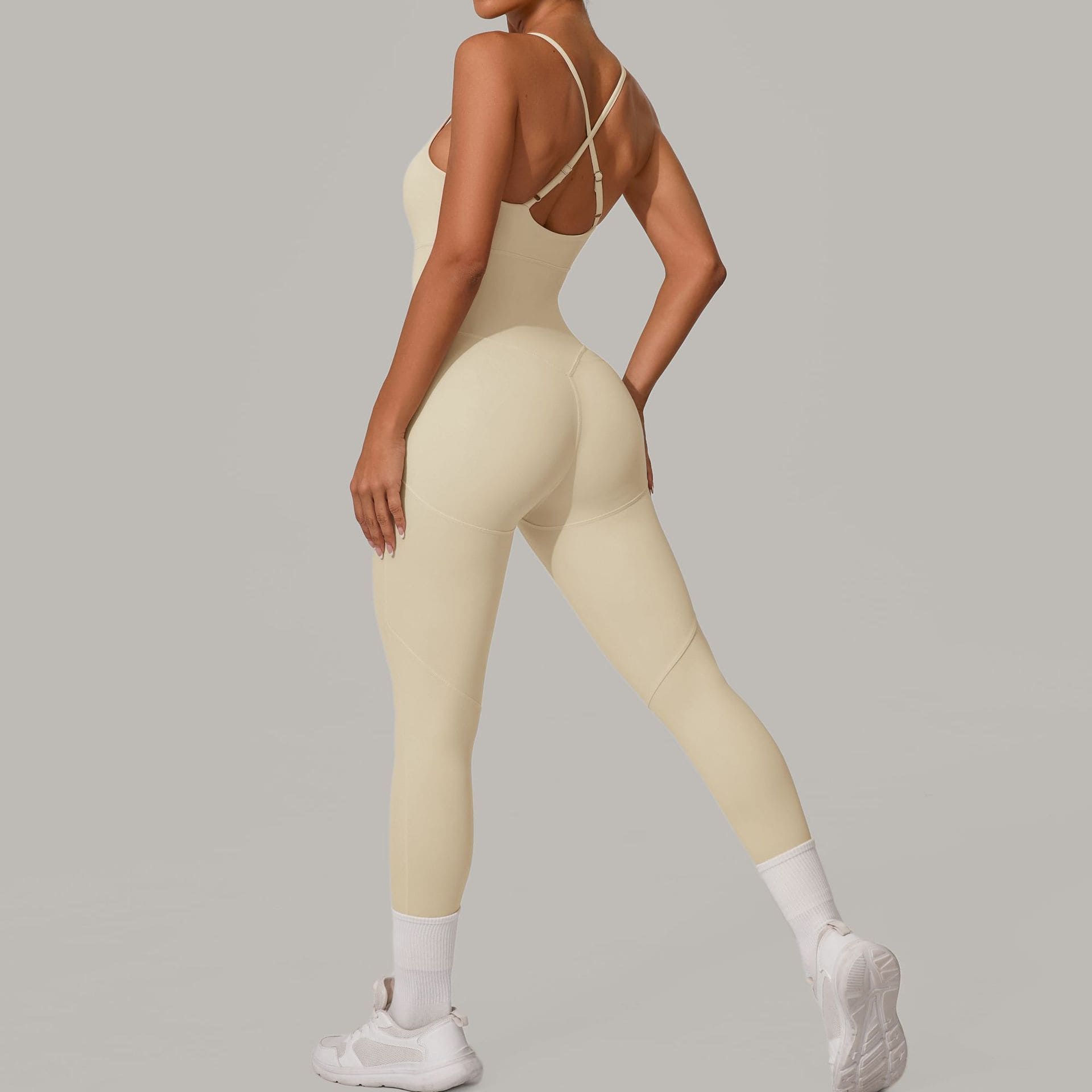 athletic wear vendors