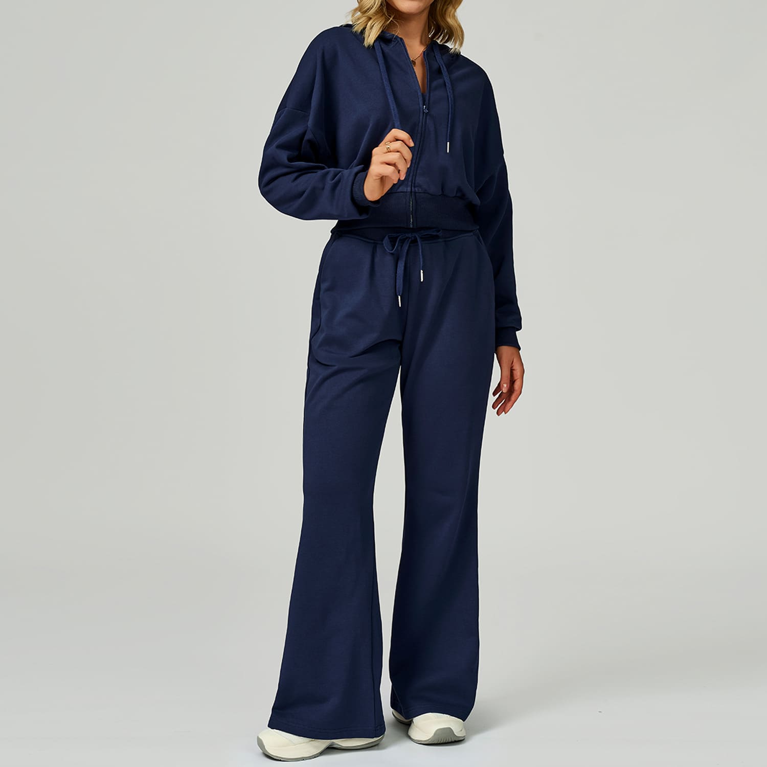 athletic wear vendors