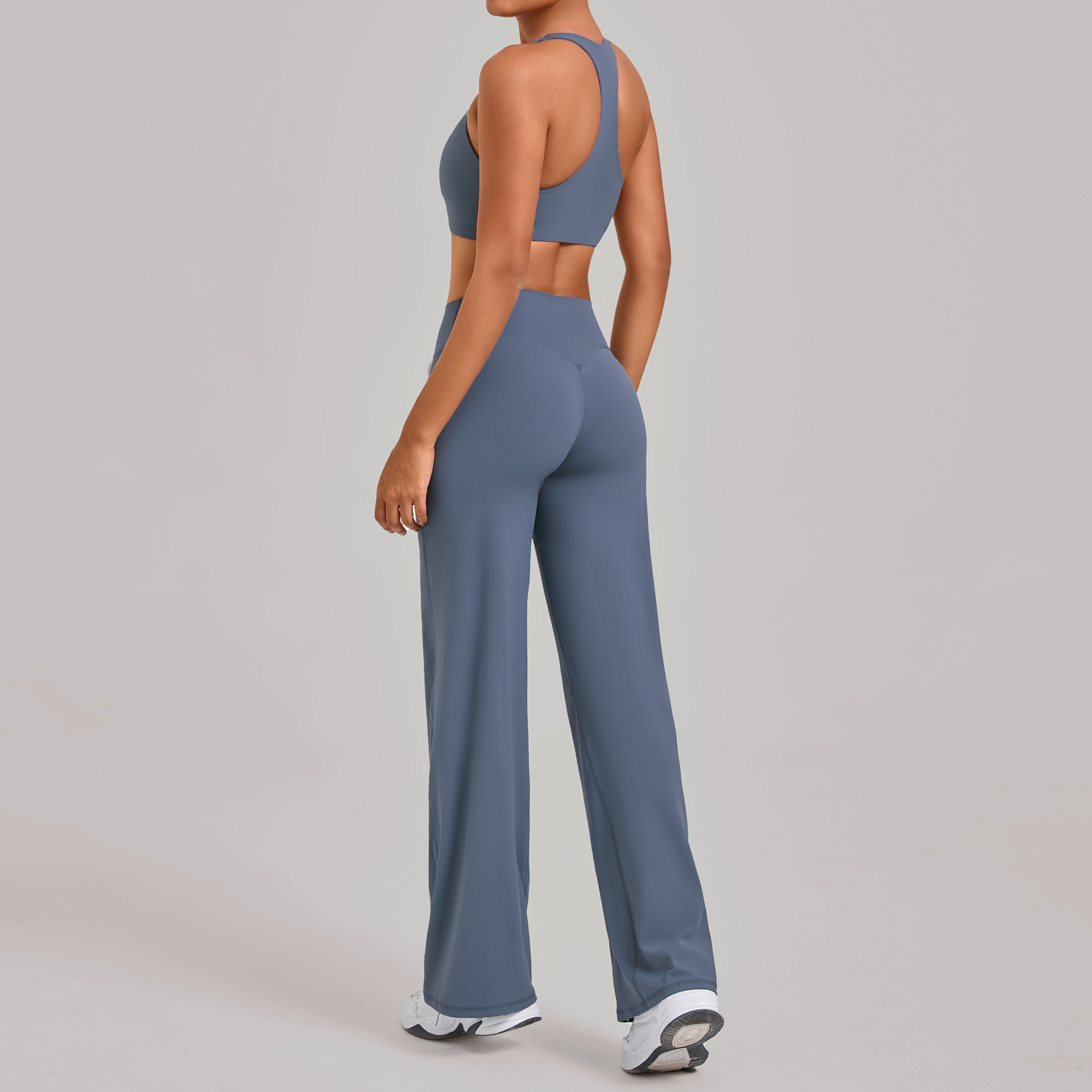 workout clothes manufacturer