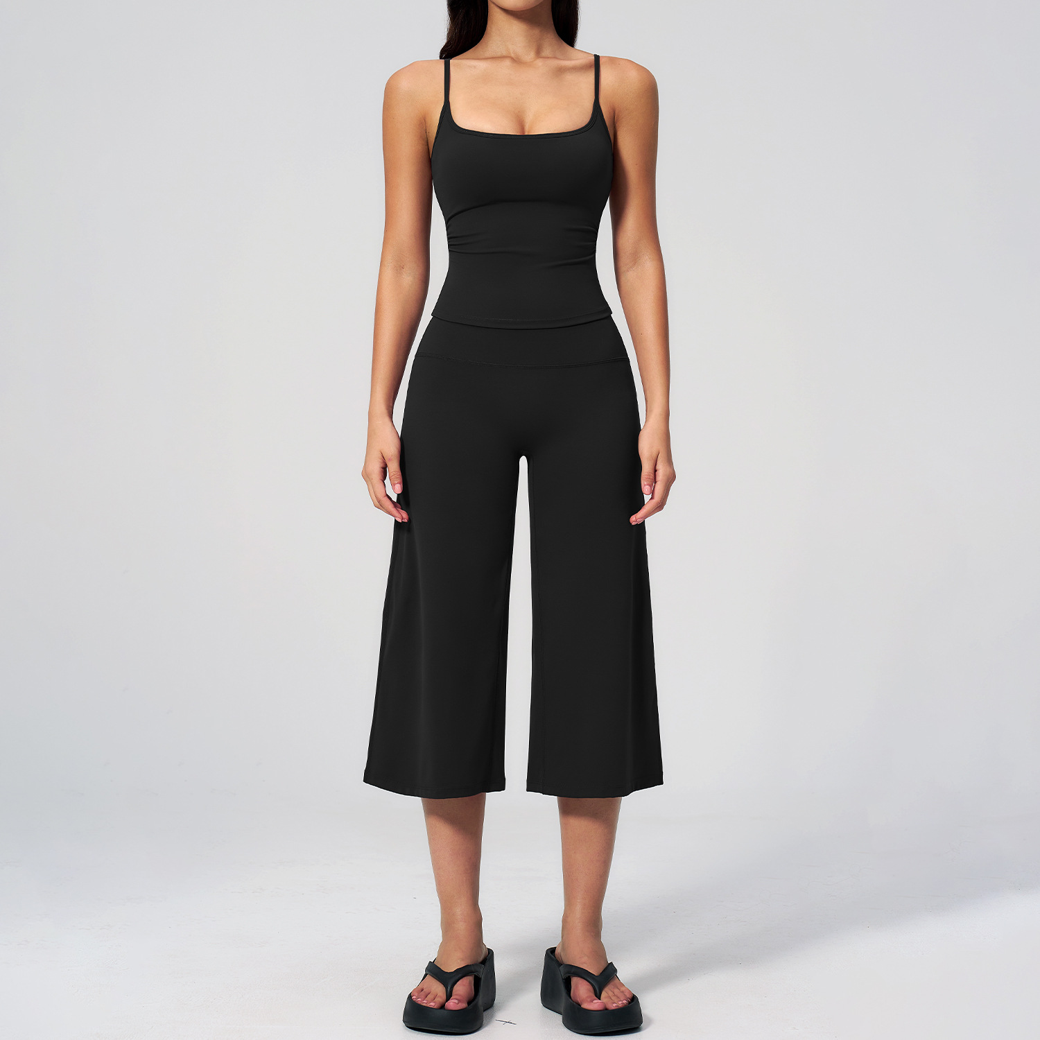 fitness clothing manufacturer
